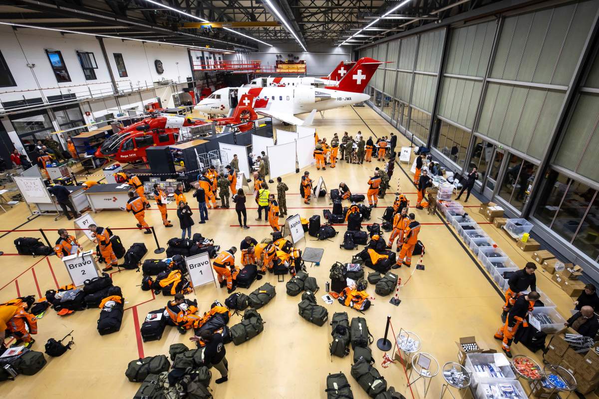 Swiss rescue experts prepare to fly out to aid recovery efforts in Turkey.