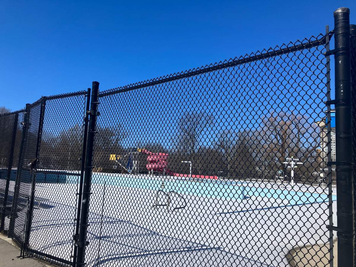 Thames Park Pool, March 15, 2023. A final 8-7 vote at London council means the long-standing swim location will be scrapped.