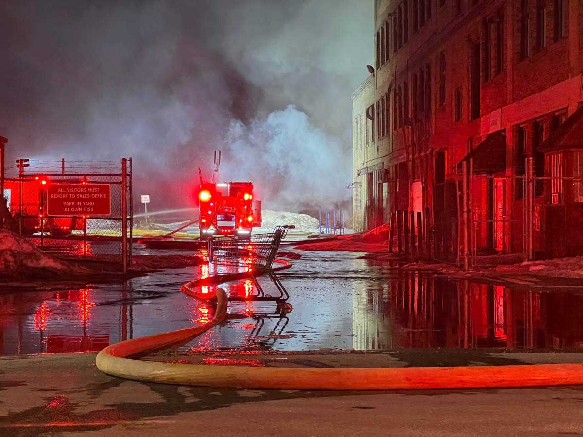 Crews contain Point Douglas shed fire creating major flames, smoke - image
