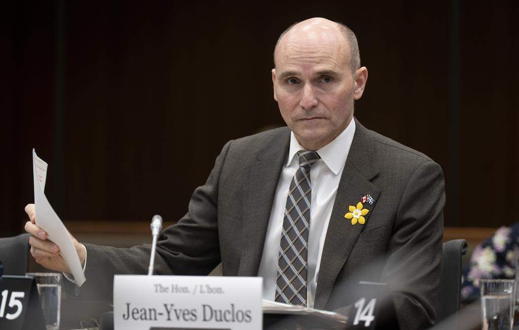 Jean-Yyves Duclos