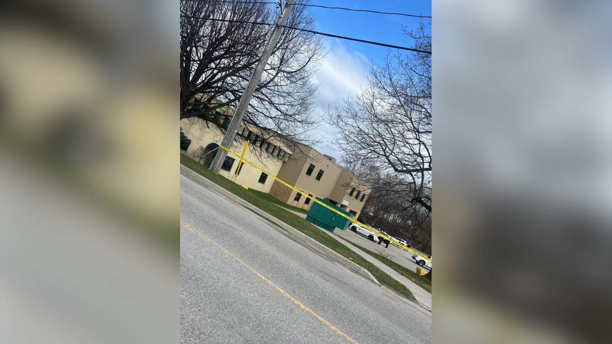 Brockville Police found a 'suspicious package' in the Front Street area, and they say it resembled an explosive device.