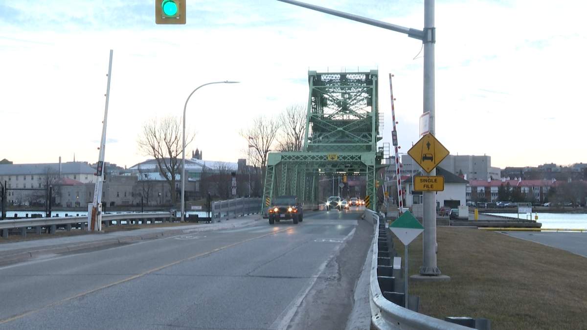 Traffic will be down to one lane on the LaSalle Causeway from April 24 to 26.