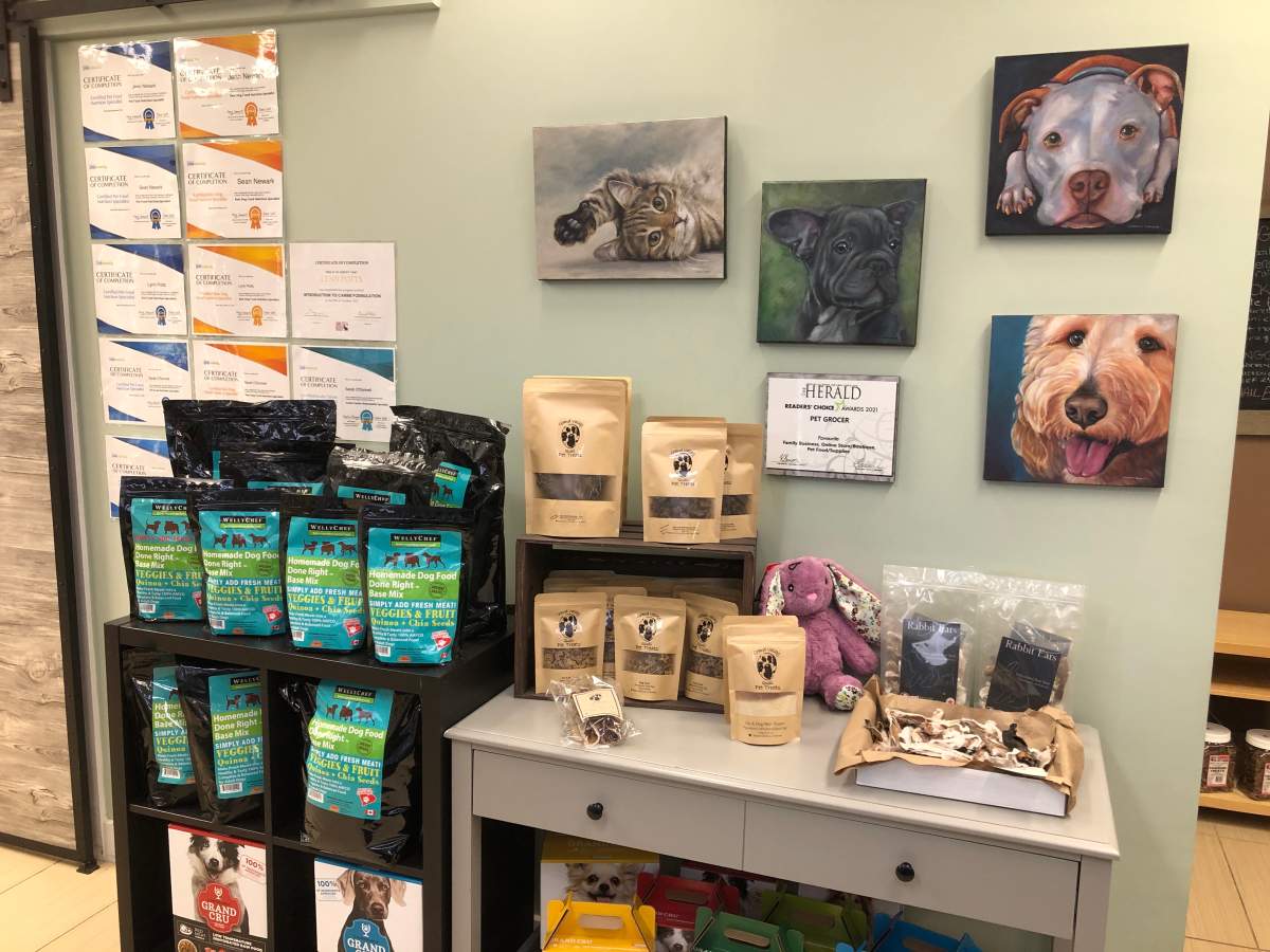 Pet food store