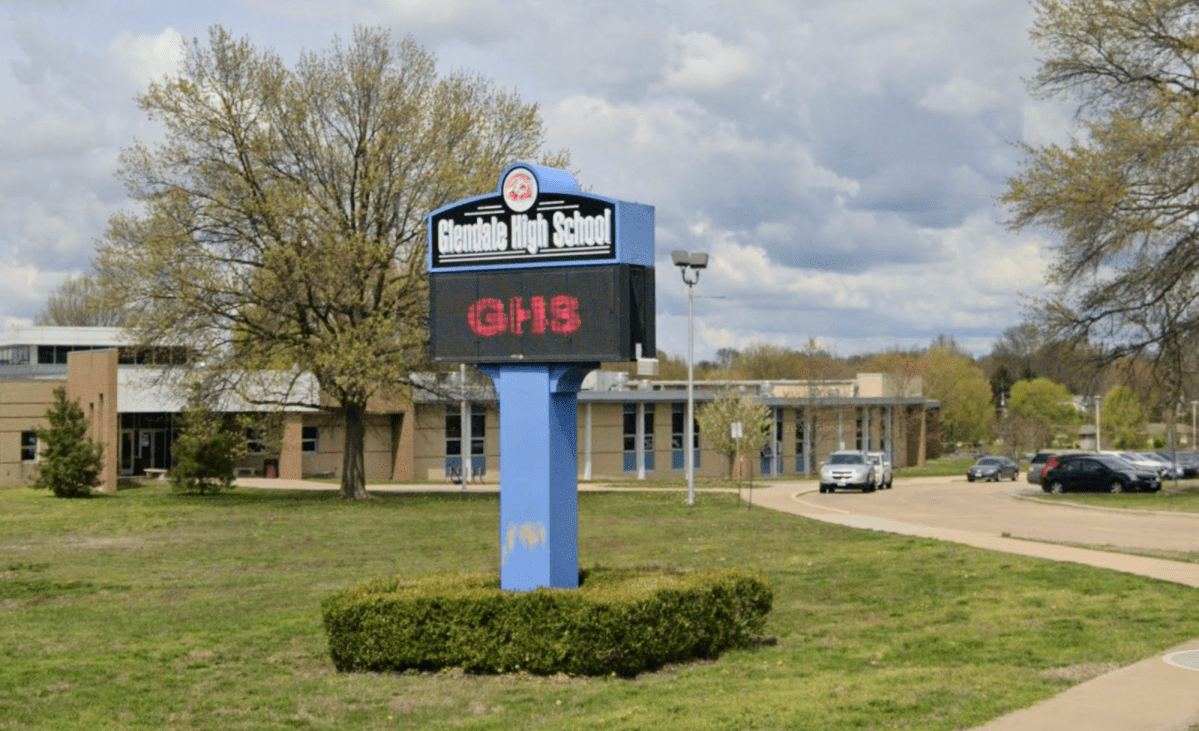 Google Maps screenshot of Glendale High School in Springfield, Missouri, where a 15-year-old girl was suspended after filming her geometry teacher using a racial slur in class.