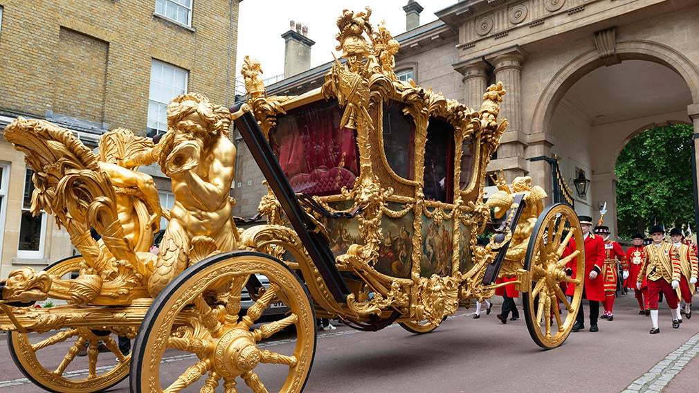 gold state coach