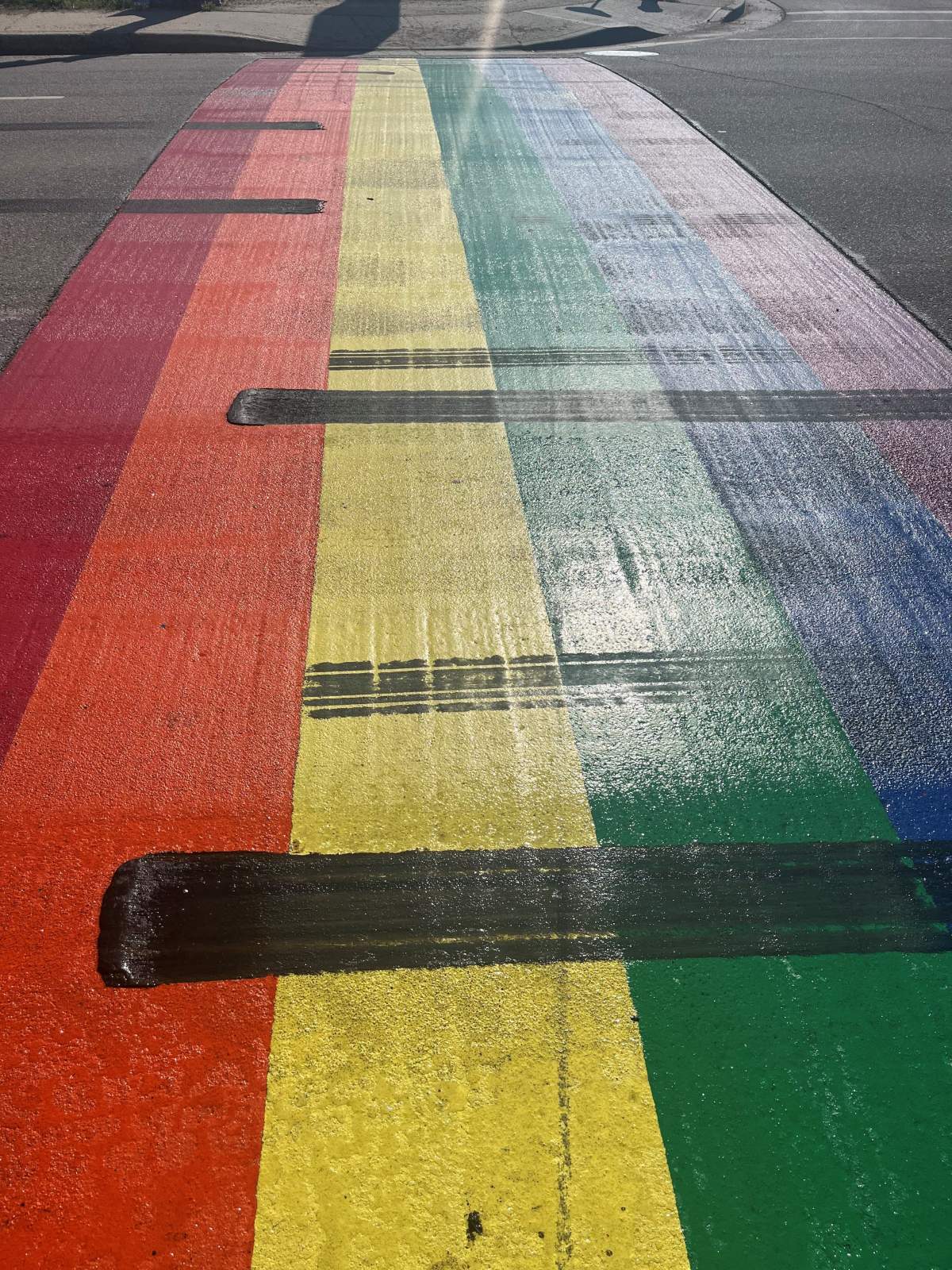 Leduc RCMP are asking for the public’s assistance to identify those involved in the vandalism to the Pride crosswalk installed by the City of Leduc at 50 Street and 47 Avenue in Leduc.