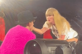 The moment Taylor Swift knelt down and gave Carter Anderson her black hat.