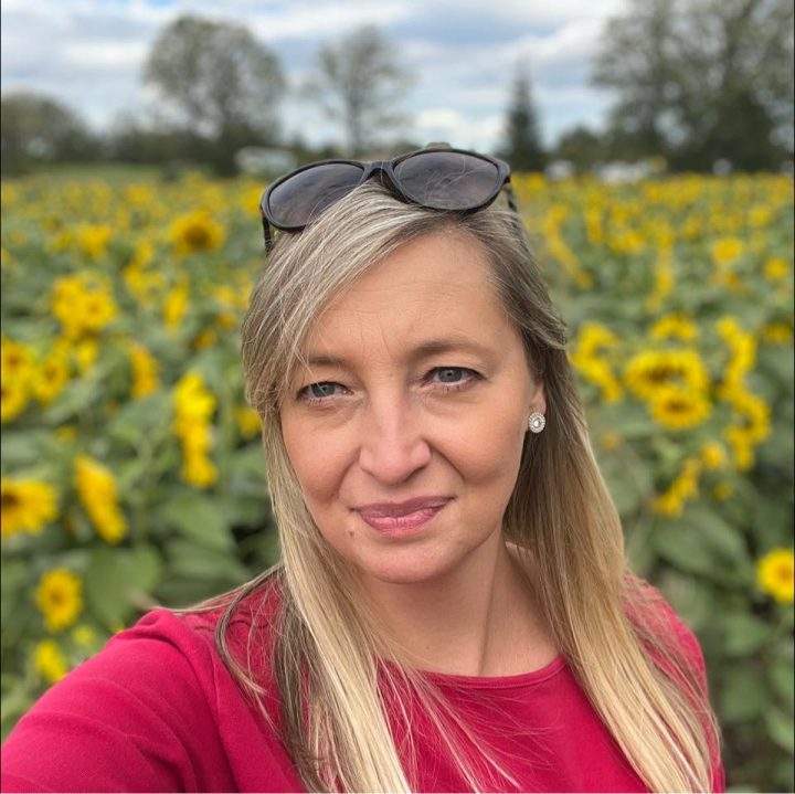 Caroline Huebner-Makurat.