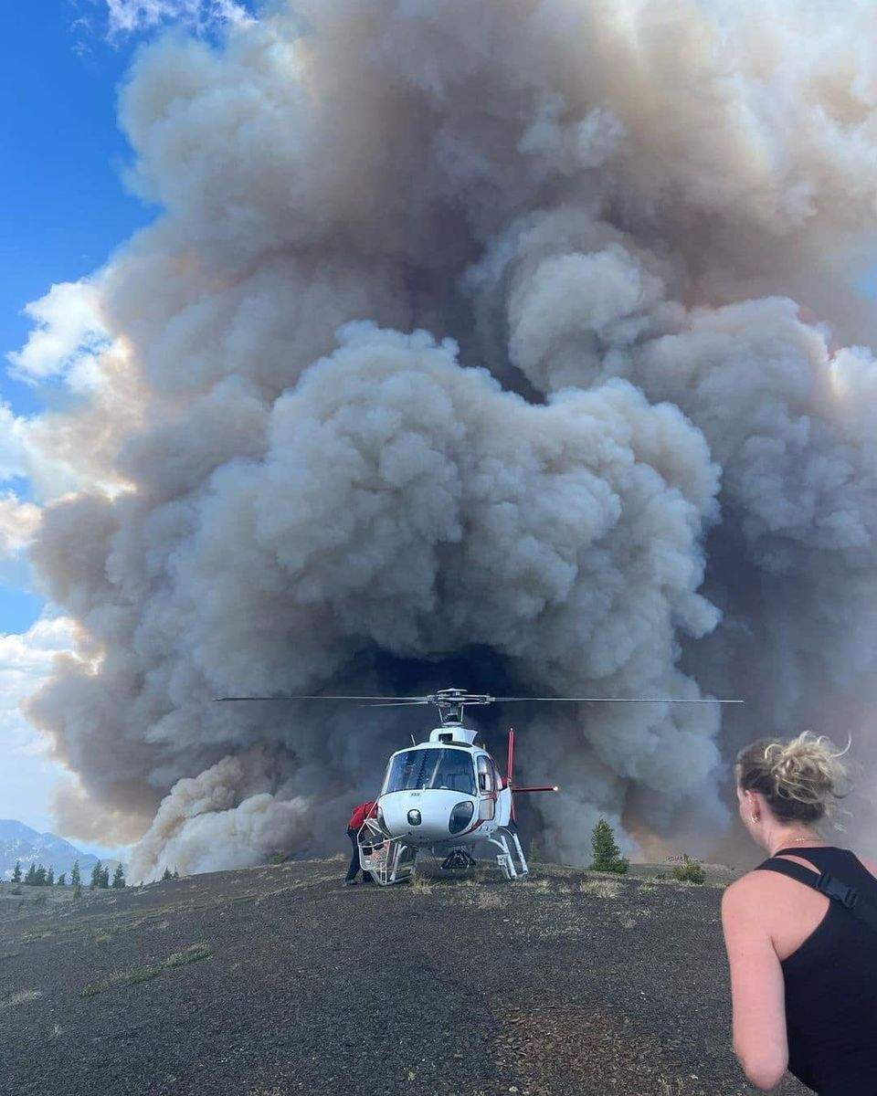 As the Horsethief Creek wildfire grew, Sage Randle and her group were rescued by helicopter.