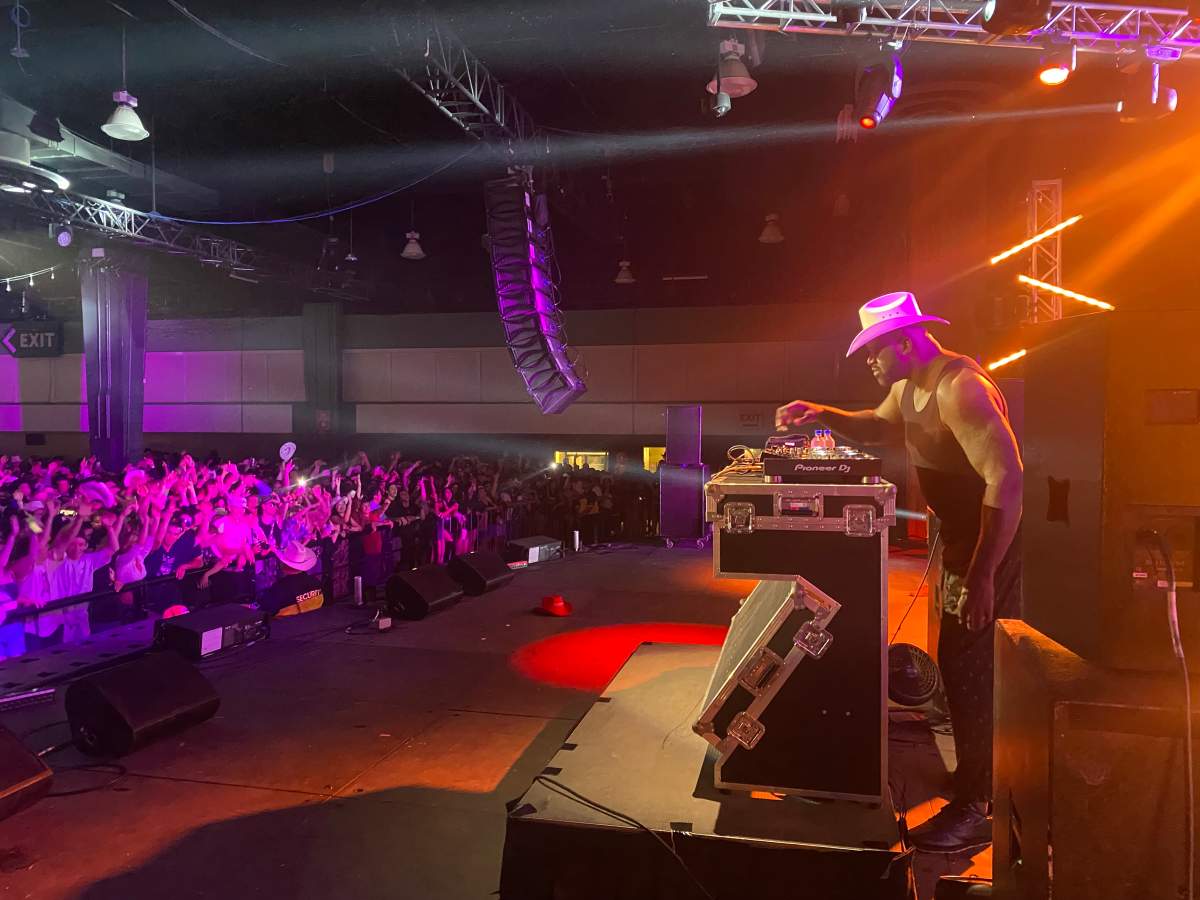 NBA Legend Shaquille O’Neal aka DJ Diesel performing at the 2023 Calgary Stampede