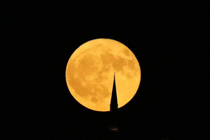 Supermoon