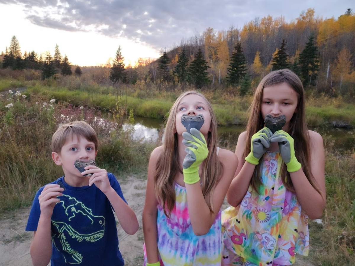 AJ (left), Hannah (middle) and Kiara (right).