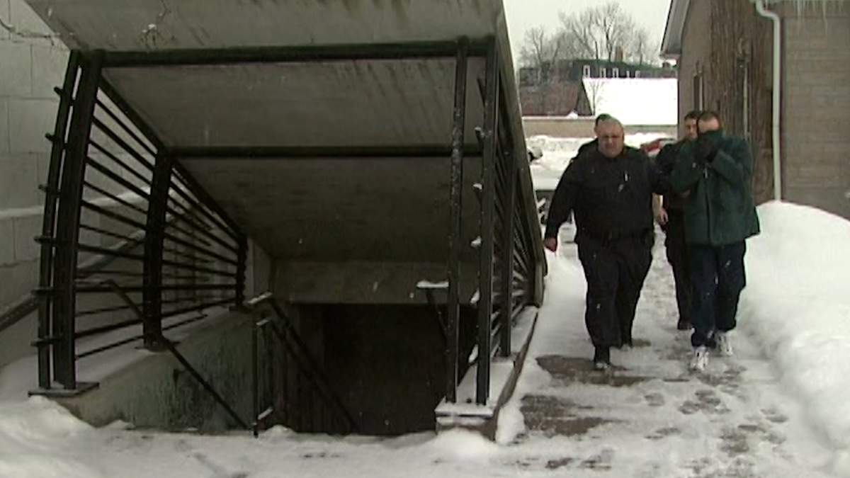 Thirty years after being convicted of murder, and just over a decade after being convicted of sexual assault, Kingston man Richard Joyce is seeking full parole.