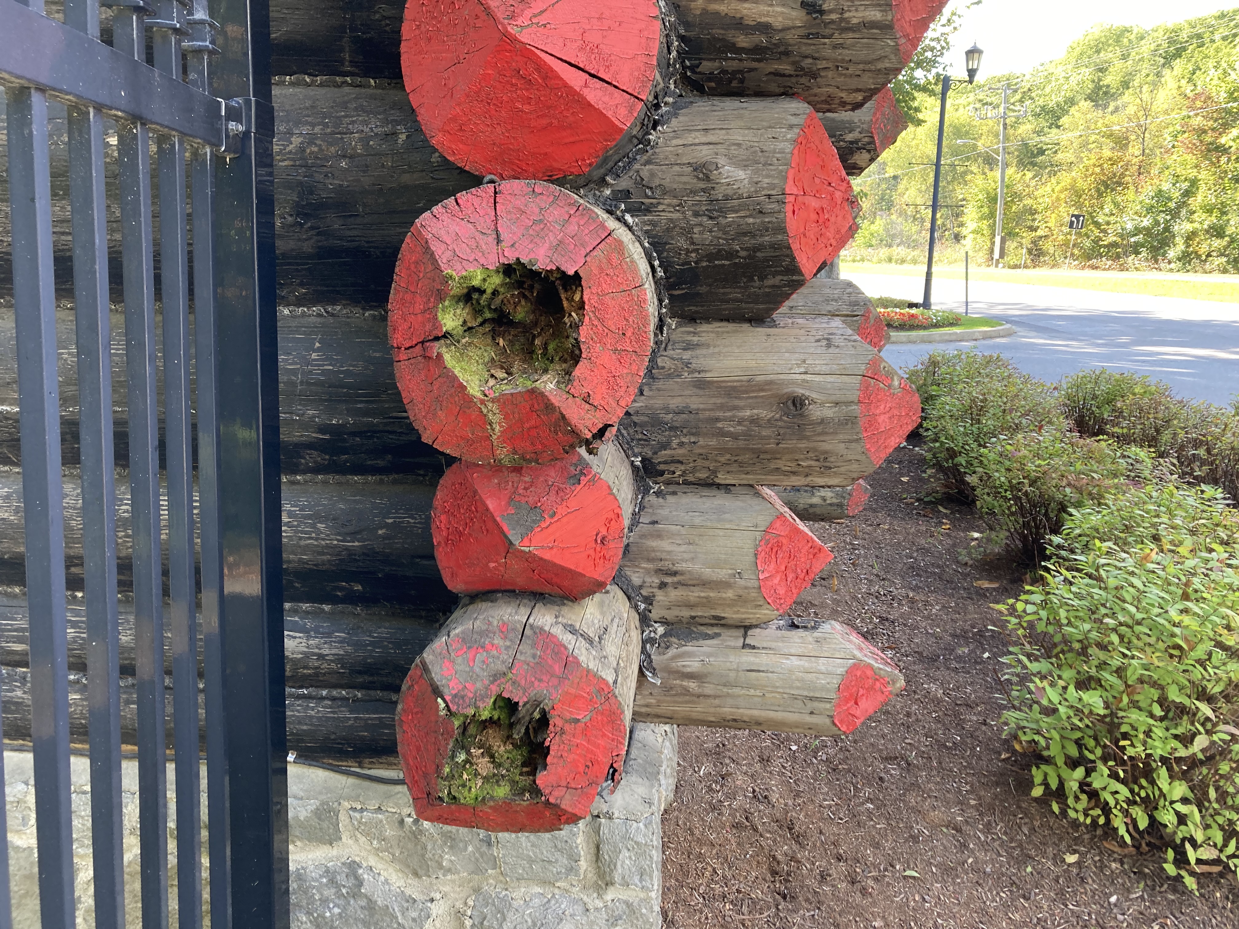 Chateau Montebello front entrance gate