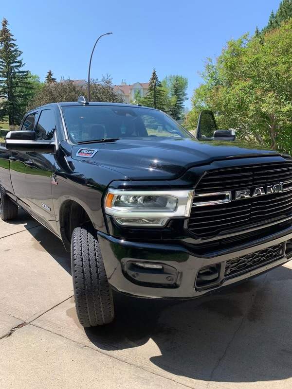 Couple unknowingly buys stolen truck which is then seized by police