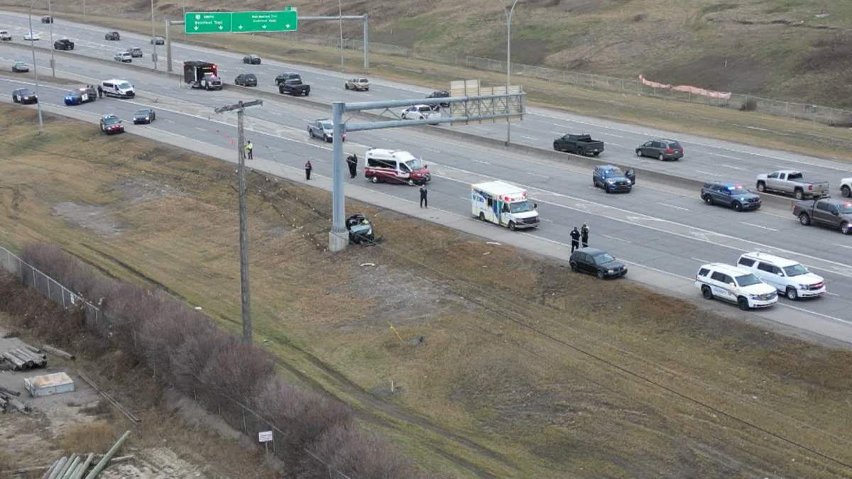 A fatal single-vehicle collision closed part of northbound Deerfoot Trial on Nov. 15, 2023.
