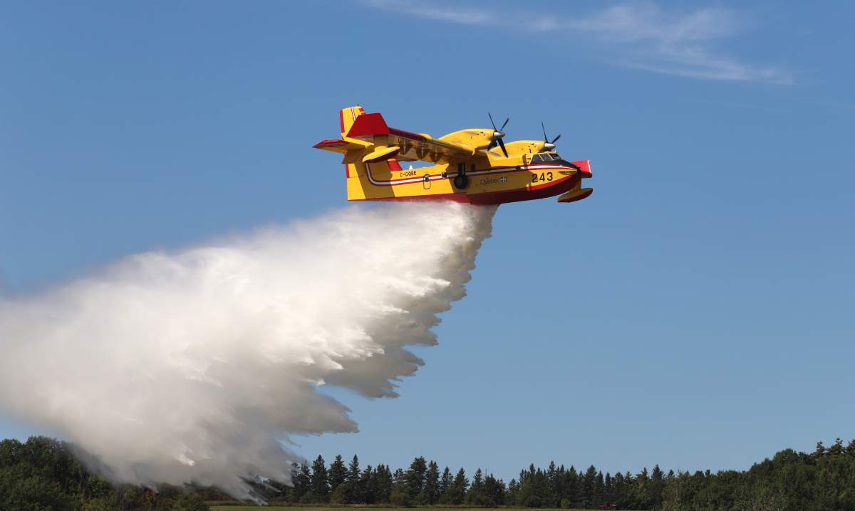 Canada water bombers
