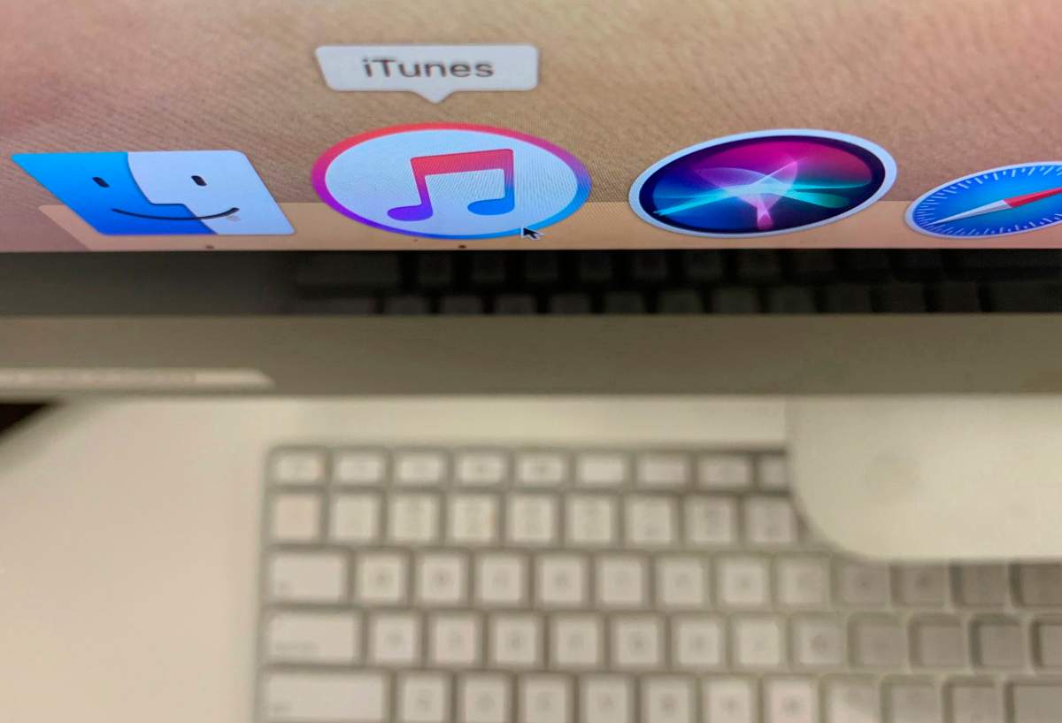 Apple iTunes