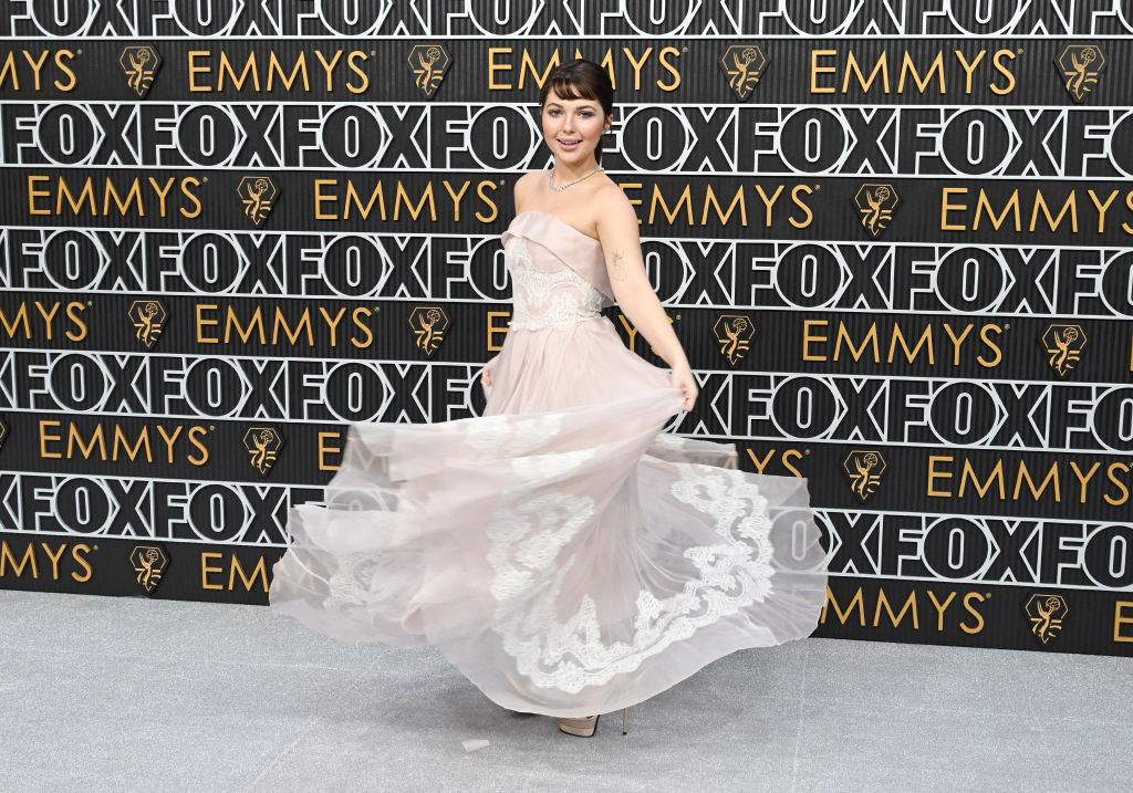 Sammi Hanratty at the 75th Primetime Emmy Awards held at the Peacock Theater on January 15, 2024 in Los Angeles, California.