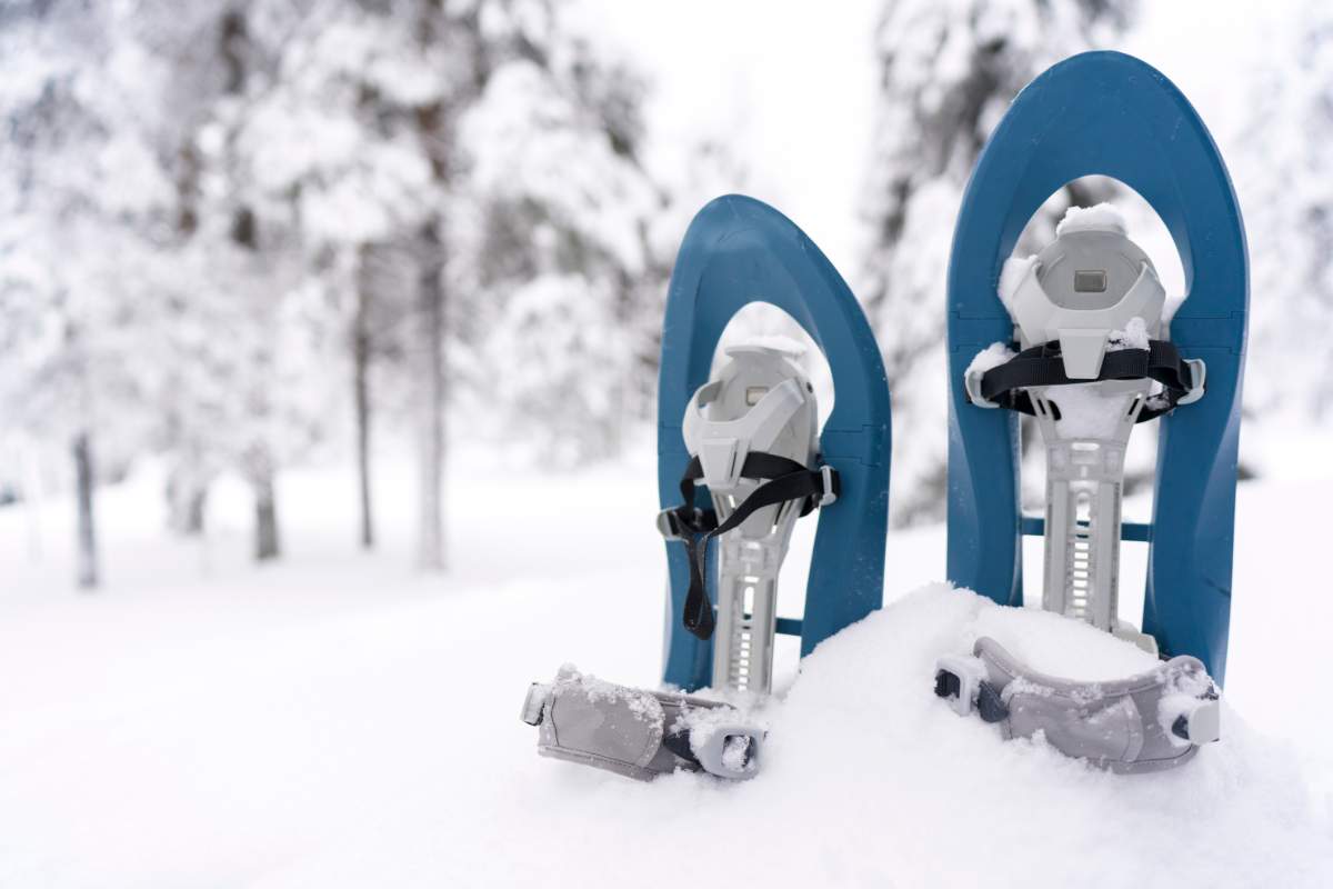 10 Hiking accessories to keep you warm, dry and comfy this winter season.