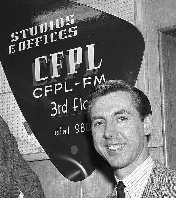 A black and white photo of Dick Williams.