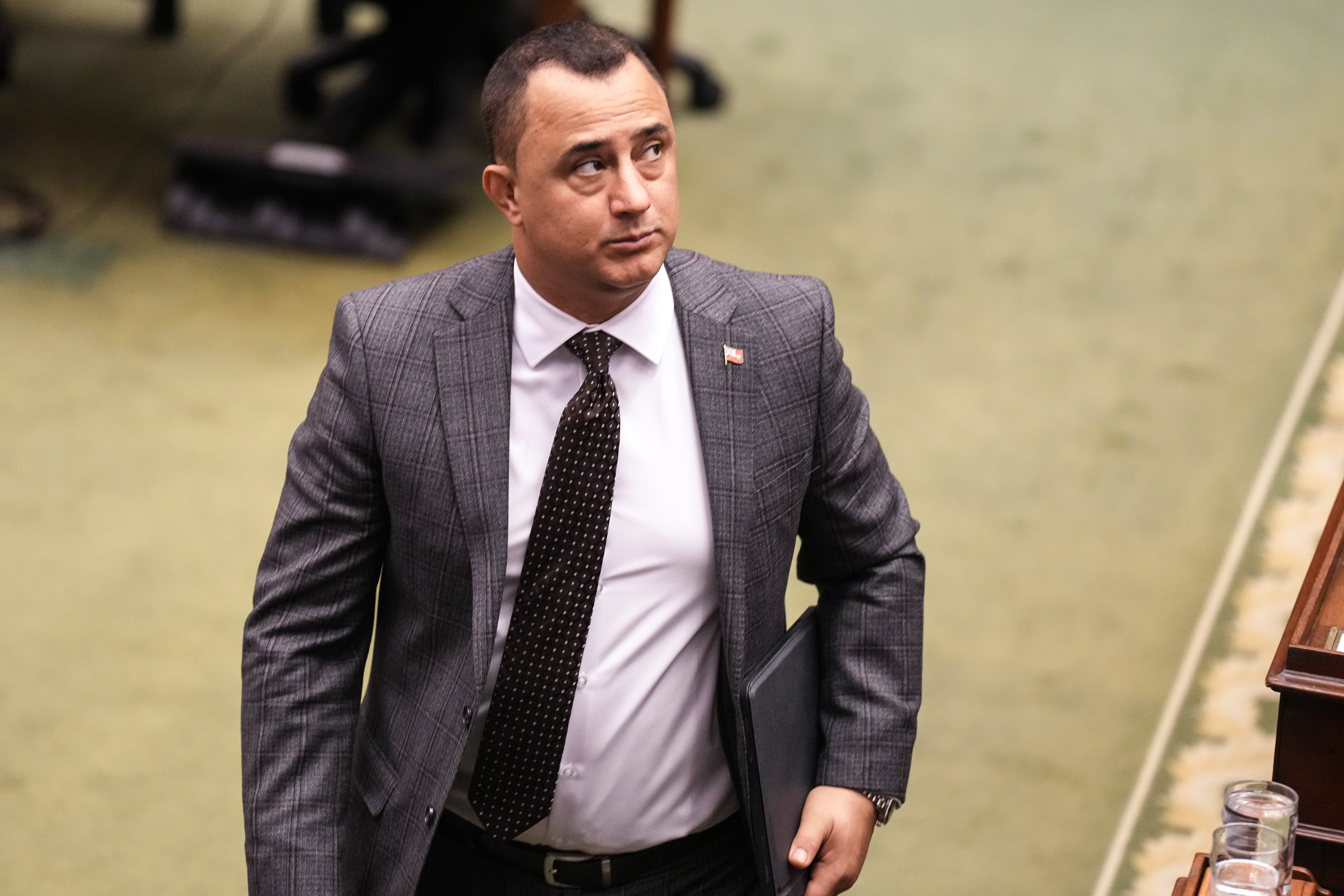 Minister Michael Parsa