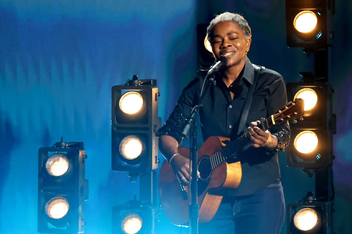 Tracy Chapman performs onstage during the 66th GRAMMY Awards at Crypto.com Arena on February 04, 2024 in Los Angeles, California.
