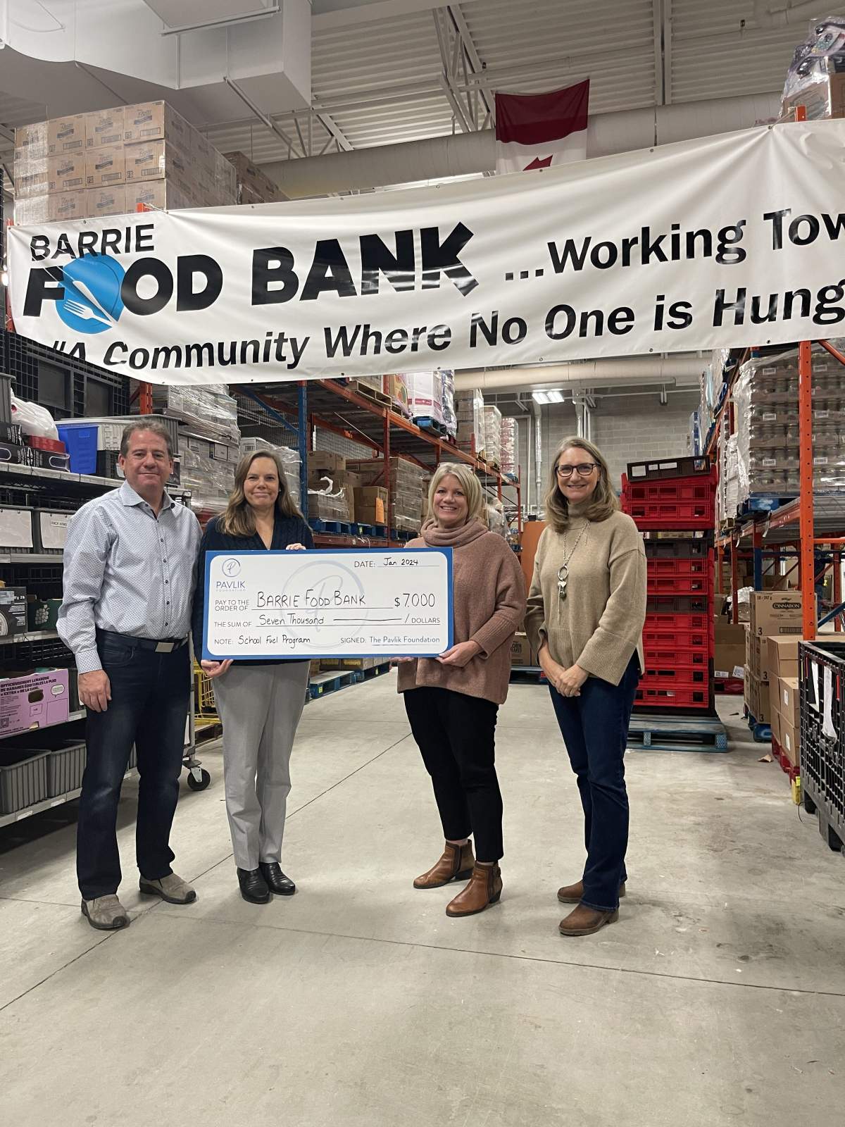 Barrie Food Bank is excited to announce the kickoff of its School Fuel program in collaboration with the School Nutrition Council of Ontario, and The Pavlik Foundation. This innovative program aims to deliver healthy snack foods to school-aged children in Barrie, addressing the critical issue of food insecurity that affects their ability to learn and thrive.
