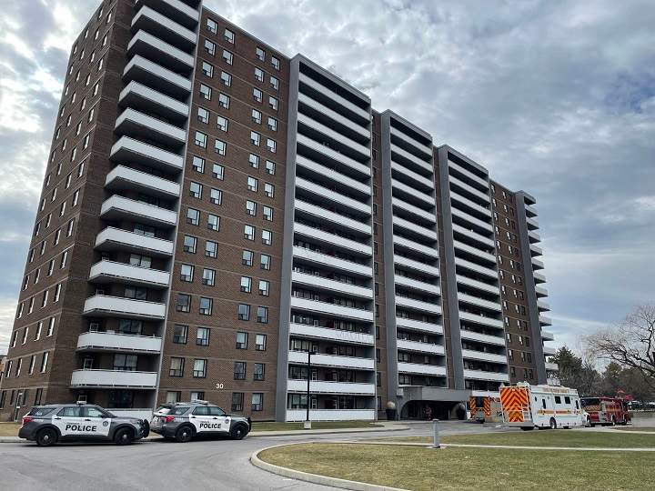 Woman in 30s critically injured after fire at Toronto highrise - image