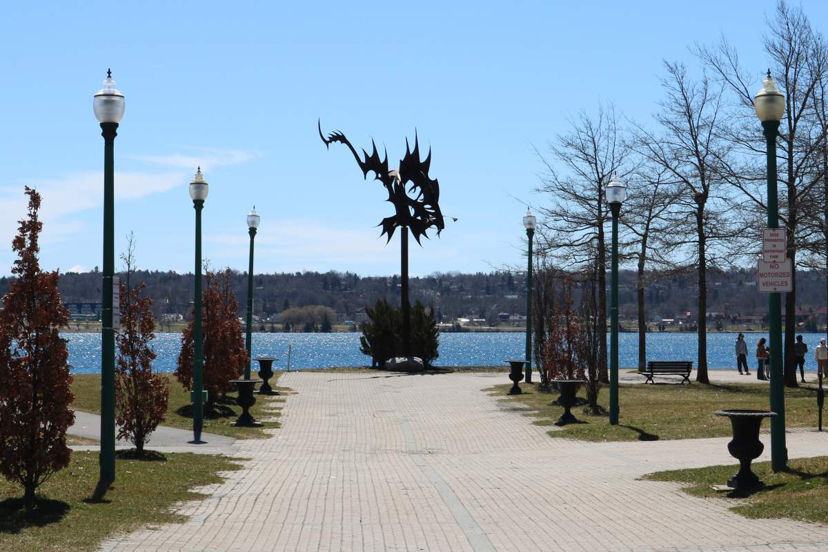 Downtown Barrie, Ont. waterfront April 6, 2024. Sawyer Bogdan / Global News