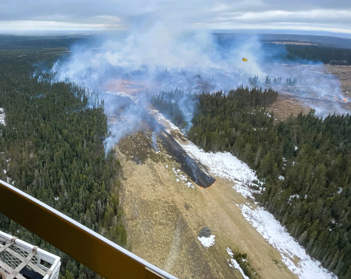 An aerial photo of Yellowhead County pipeline wildfire as of 12:30 p.m. on April 16, 2024.