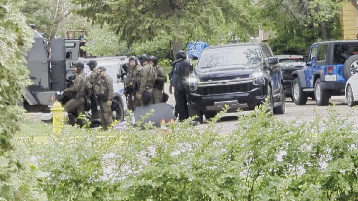 Neighbours recount the experience of witnessing an alleged shooting at a home on Garry Street where SIRT is now investigating a ‘serious incident’ over the long weekend.
