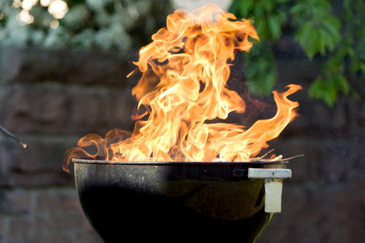 Your step-by-step guide on how to clean your BBQ.