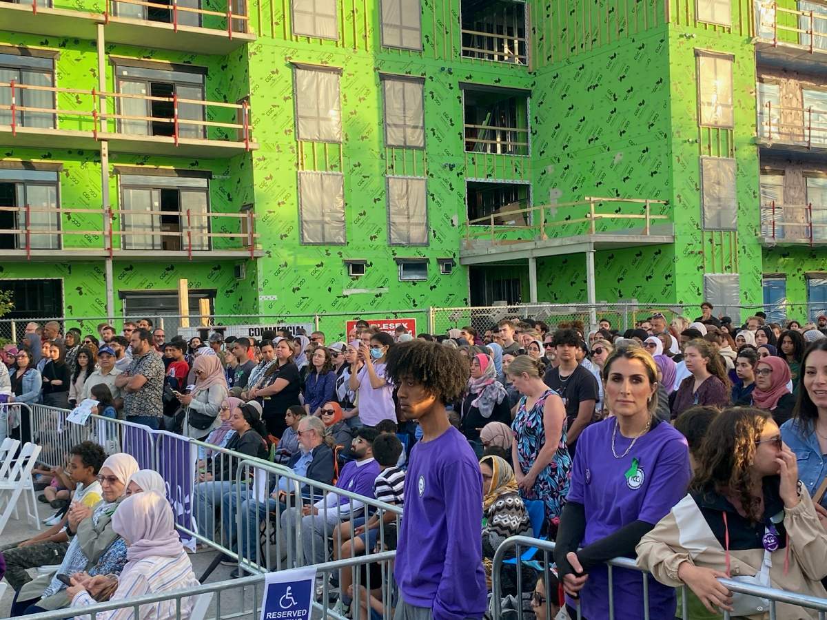 The vigil, located at the site of the attack, drew hundreds of Londoners.
