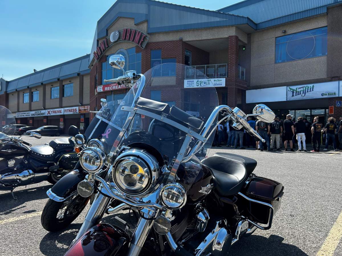 A bike parked in the On Rock parking lot on Gouin Blvd., on July 20, 2024.