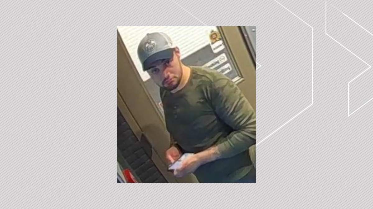 Edmonton police want the public’s help identifying a male suspect who allegedly assaulted and robbed a pair of sex workers on Saturday, July 6, 2024.