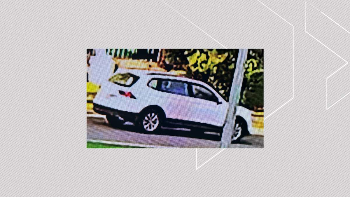 Edmonton police believe the male suspect was driving a 2018 to 2021 Volkswagen Tiguan Trendline.