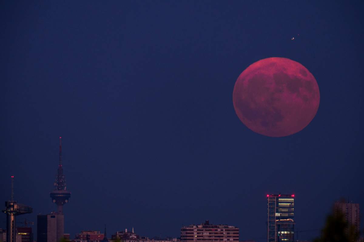 Supermoon