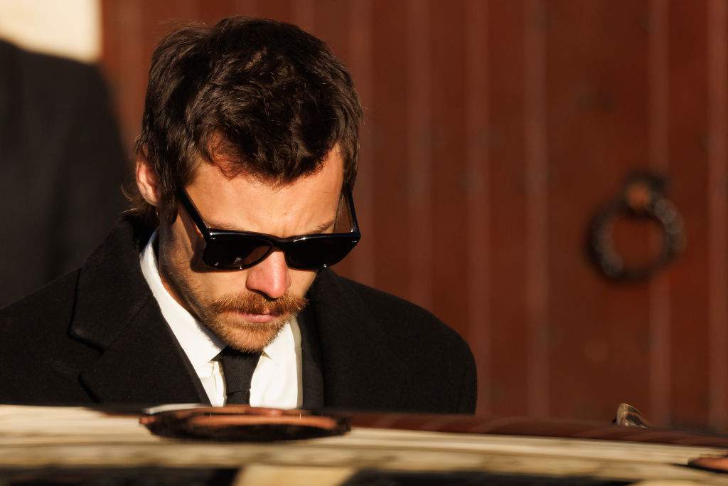 One Direction band member Harry Styles leaves following the funeral of singer Liam Payne, former member of One Direction, on November 20, 2024 in Amersham, United Kingdom.
