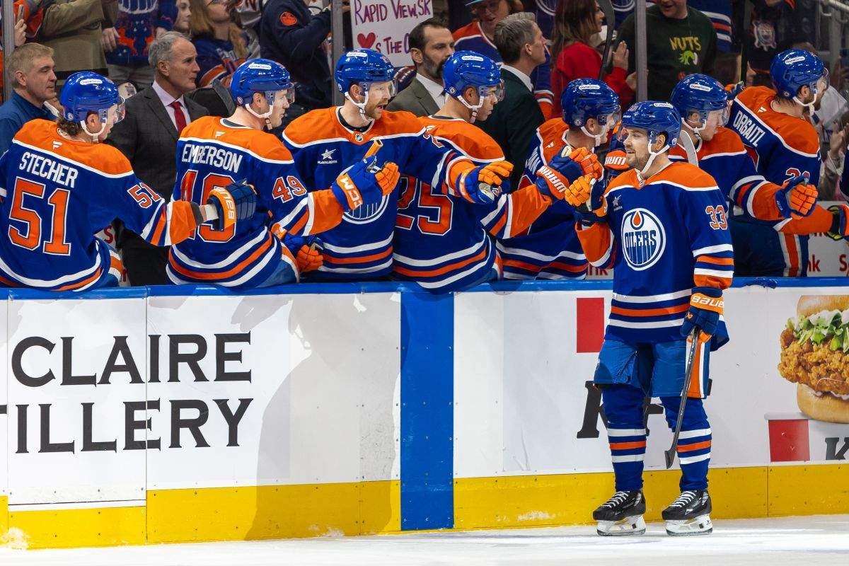 Edmonton Oilers' Viktor Arvidsson (33) celebrates his goal against the Ottawa Senators with his teammates at the bench during first period NHL action in Edmonton, Sunday, Dec. 22, 2024.