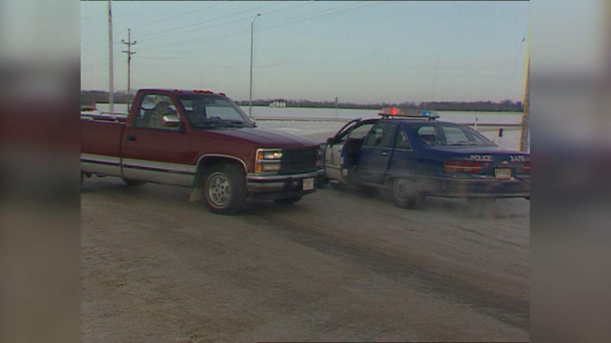 The derailment caused the community of Oakville, MB to evacuate for three weeks.