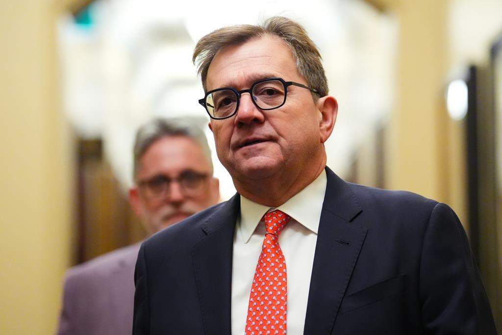 Minister of Energy and Natural Resources Jonathan Wilkinson arrives for a Liberal caucus meeting in Ottawa on Wednesday, Jan.8, 2025.