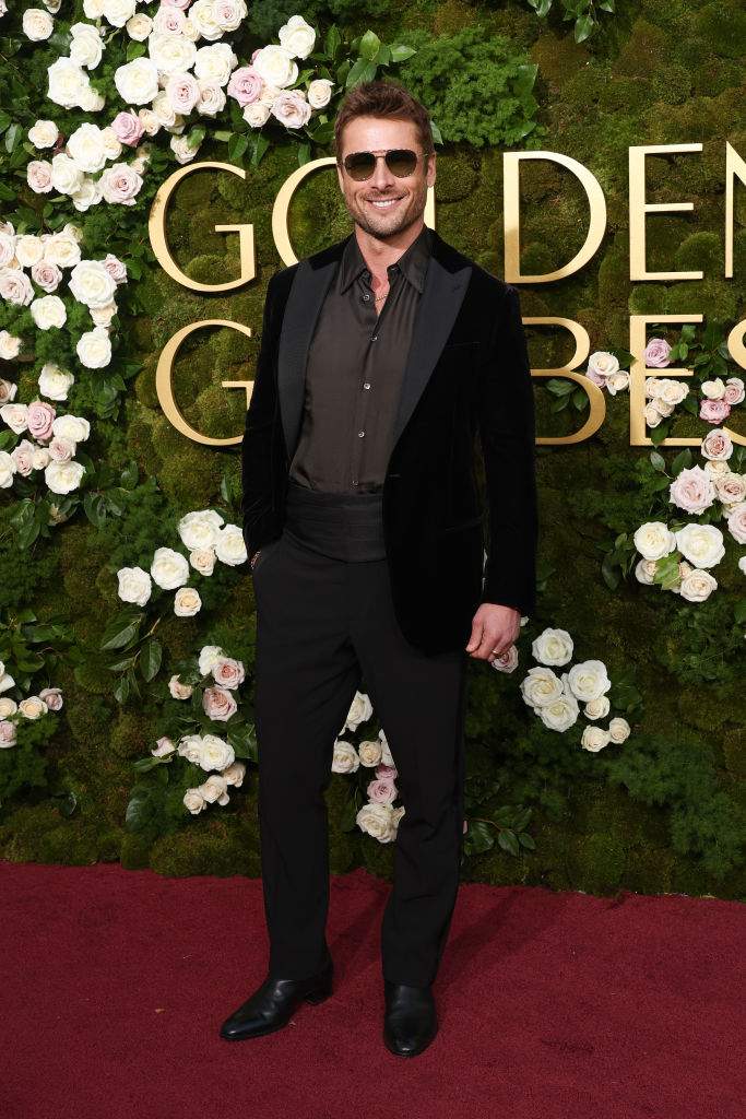 Glen Powell attends the 82nd Annual Golden Globe Awards at The Beverly Hilton on January 05, 2025 in Beverly Hills, California.
