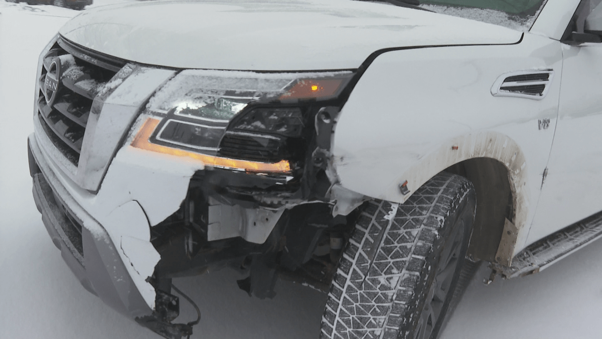 ‘It’s a mess’: child among the injured in Highway 2 crash near Airdrie, Alta. - image