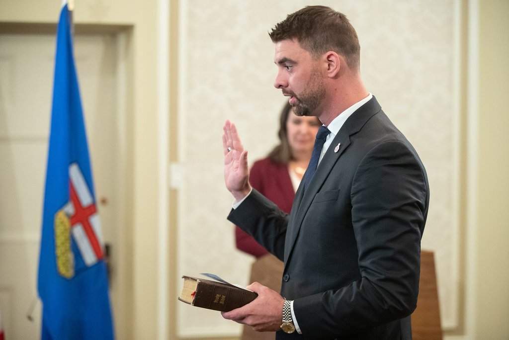 Minister of Mental Health and Addiction Dan Williams is sworn into cabinet, in Edmonton, Friday, June 9, 2023.