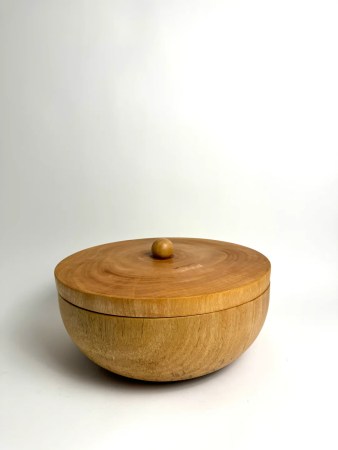 Lidded bowl