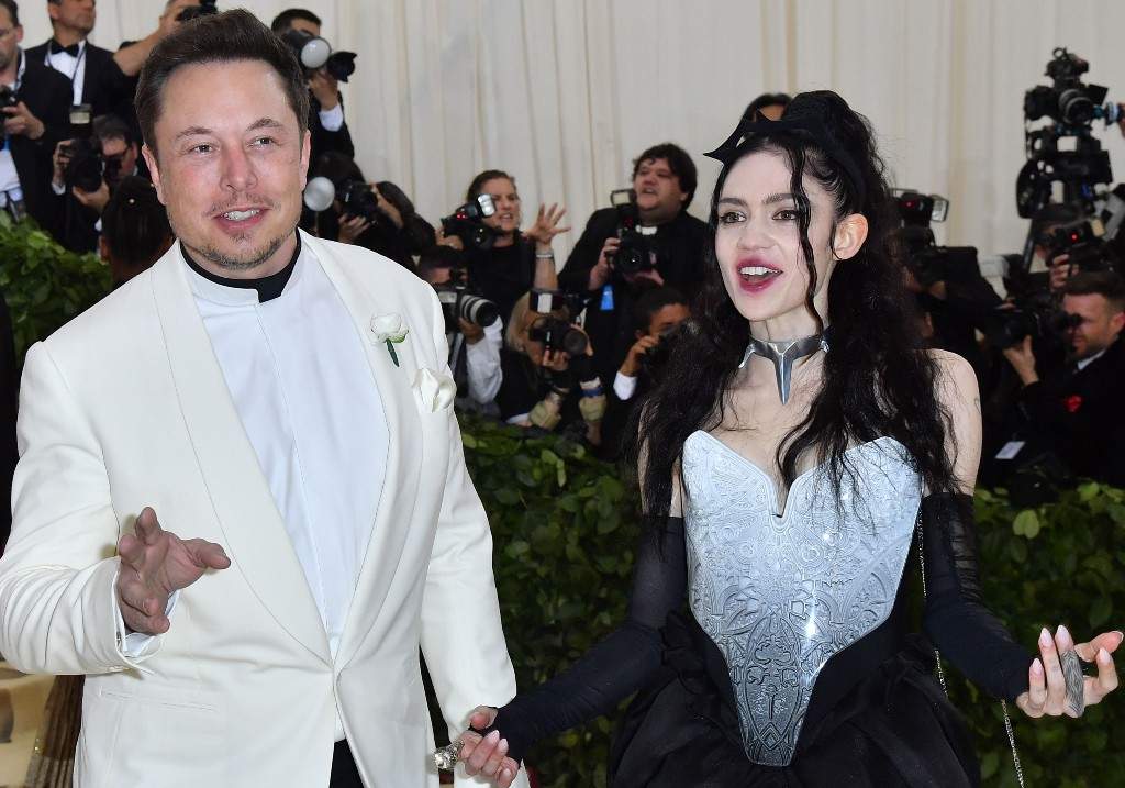 Elon Musk and Grimes arrive for the 2018 Met Gala on May 7, 2018, at the Metropolitan Museum of Art in New York.