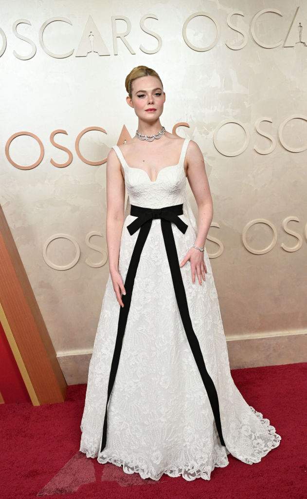 Elle Fanning attends the 97th Annual Academy Awards at the Dolby Theatre in Hollywood, California on March 2, 2025.
