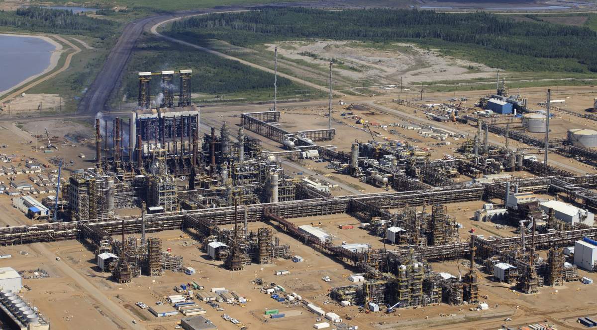 Horizon Oil Sands bitumen extraction and upgrader plant, belonging to CNRL (Canadian Natural Resources Ltd.) near Fort McMurray, Ab. on Tuesday, June 13, 2017.