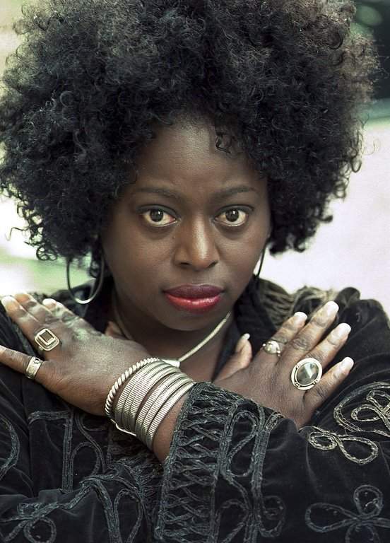 Soul singer Angie Stone, pictured in New York, Oct. 14, 1999.